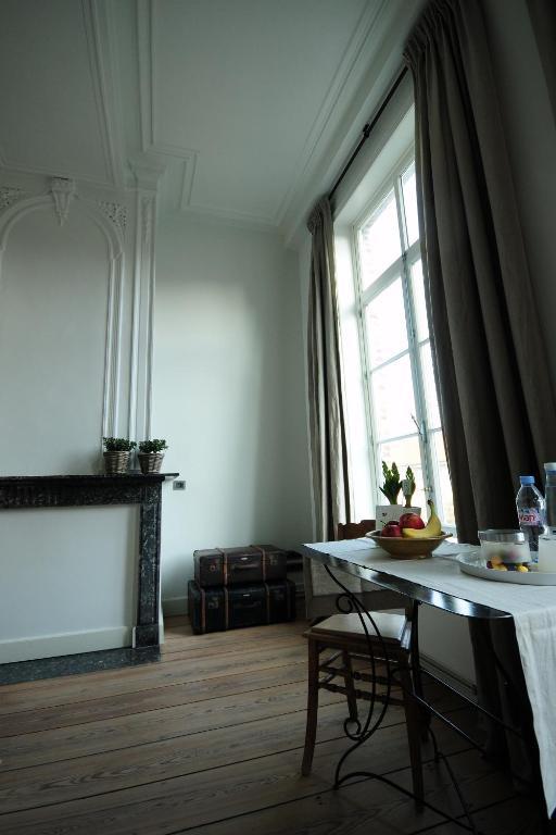 ブルージュ B＆B アリス ＆ アナイス Bed & Breakfast 部屋 写真